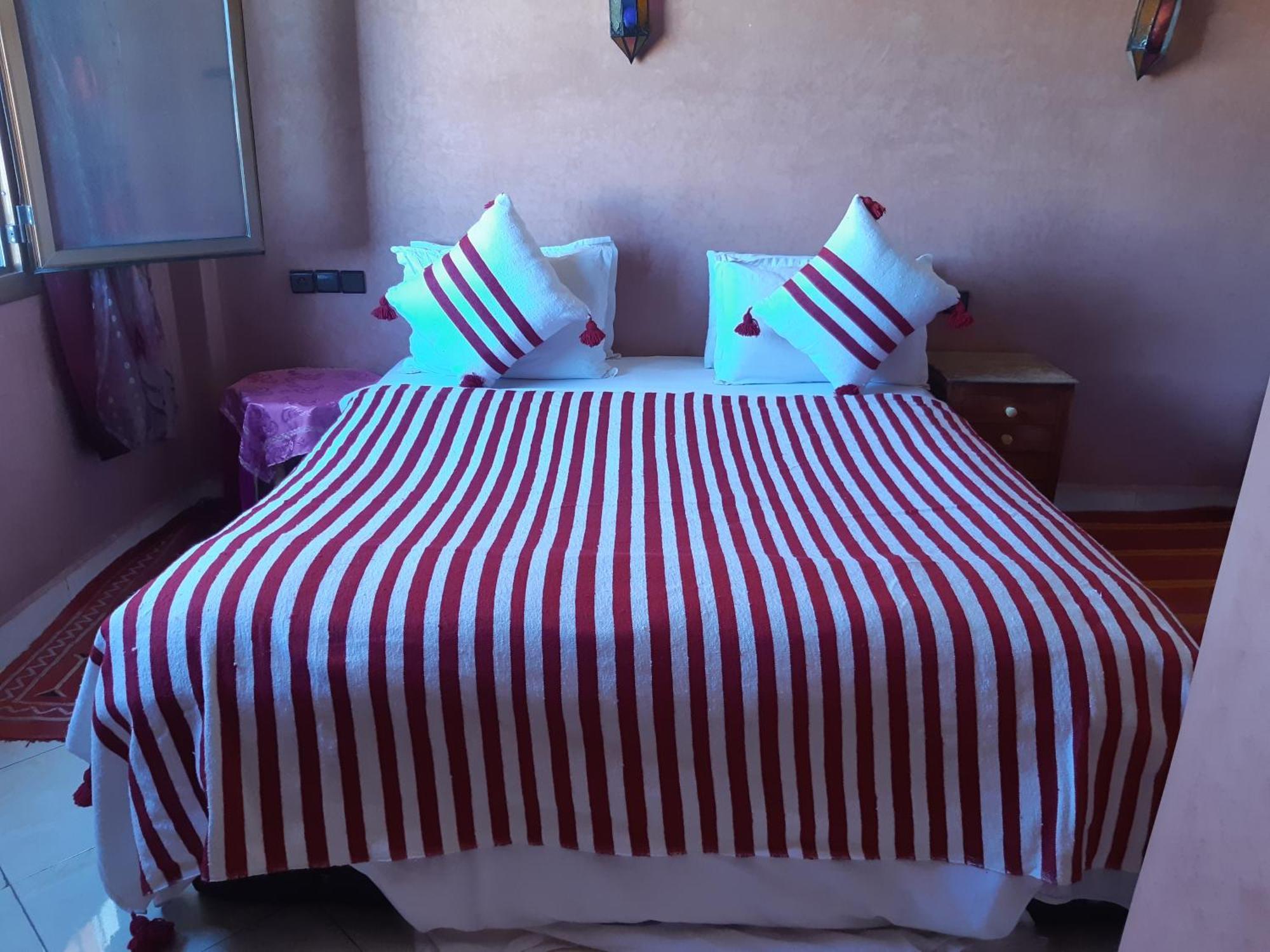 Hotel Restaurant Dar Al Madina Tinghir Екстериор снимка