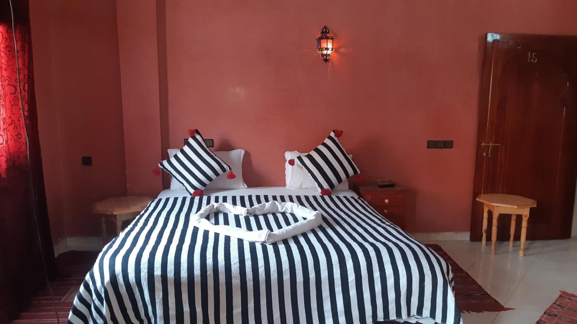 Hotel Restaurant Dar Al Madina Tinghir Екстериор снимка